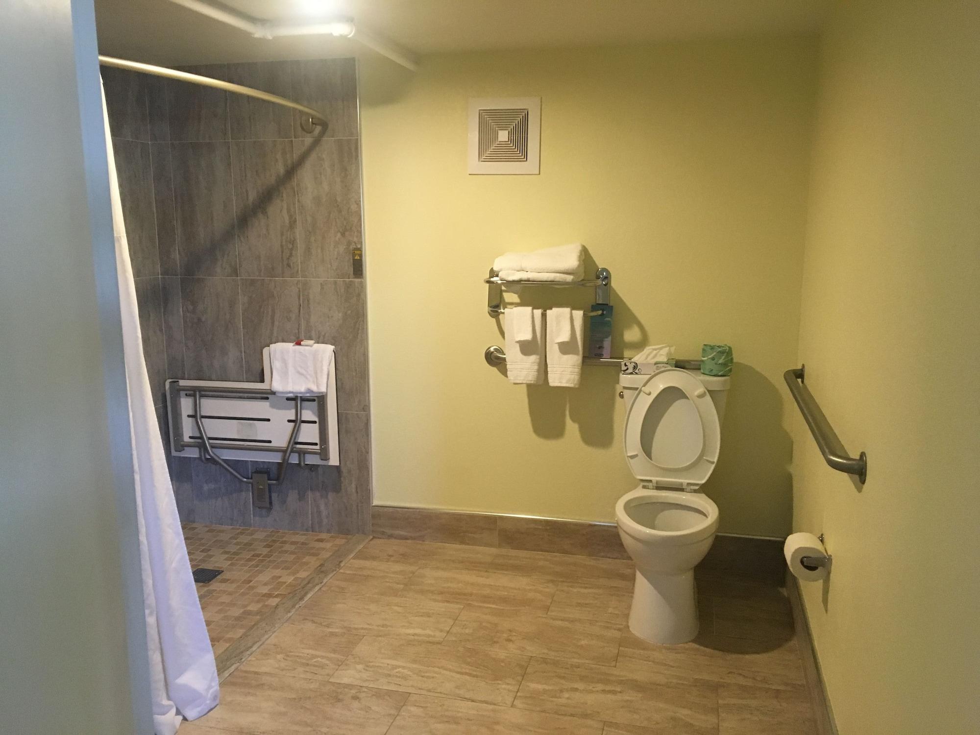 Travelodge By Wyndham Fairfield/napa Valley 2* Fairfield