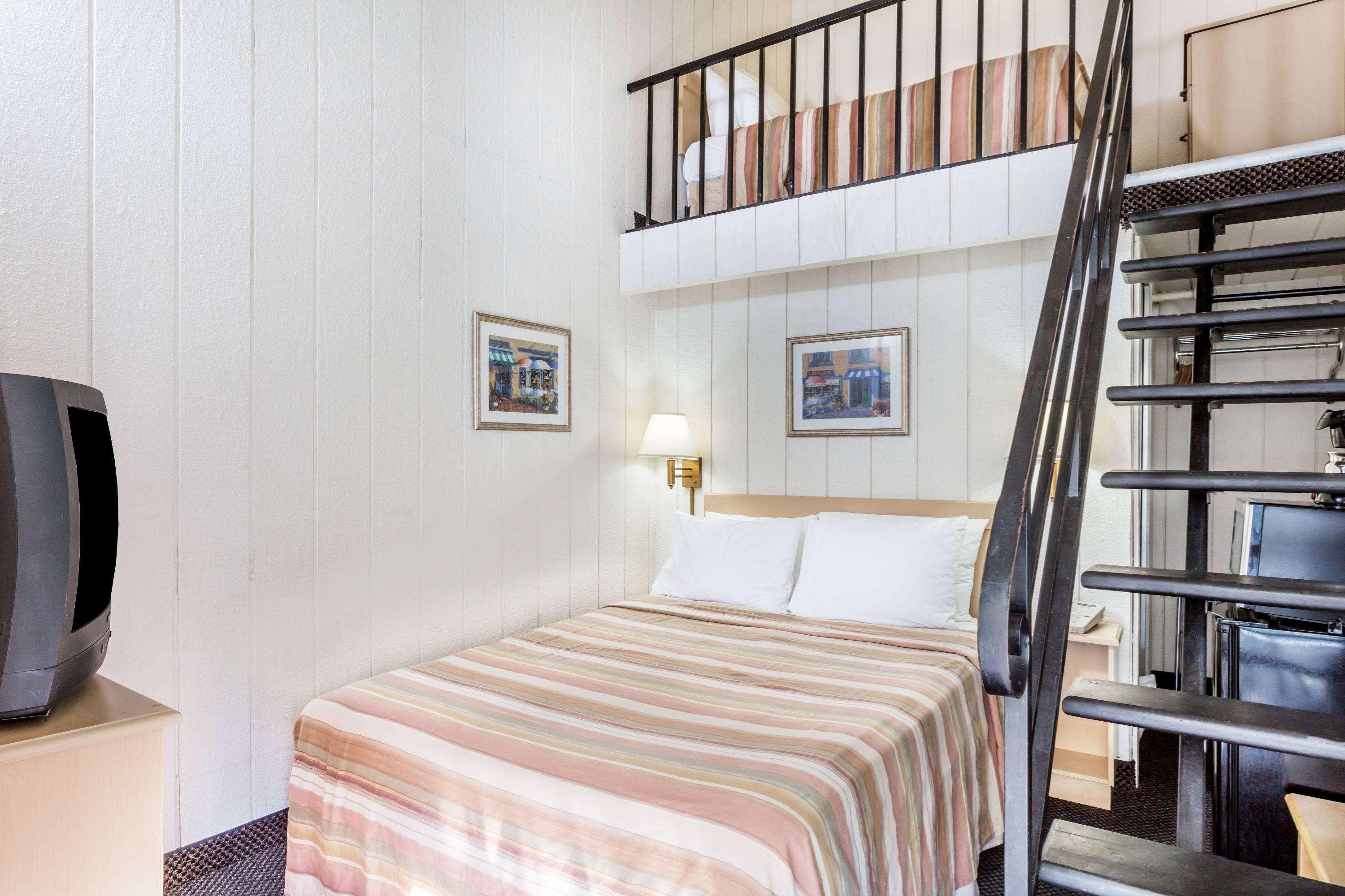 Travelodge By Wyndham Fairfield/napa Valley Hotel 2*
