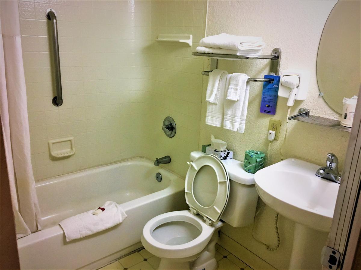 Travelodge By Wyndham Fairfield/napa Valley Hotel