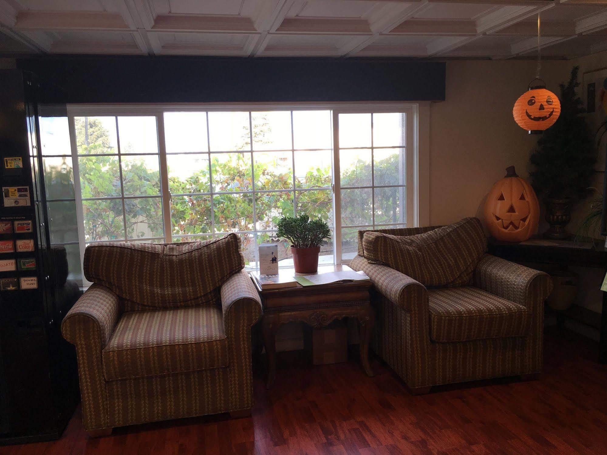 Travelodge By Wyndham Fairfield/napa Valley Hotel 2*